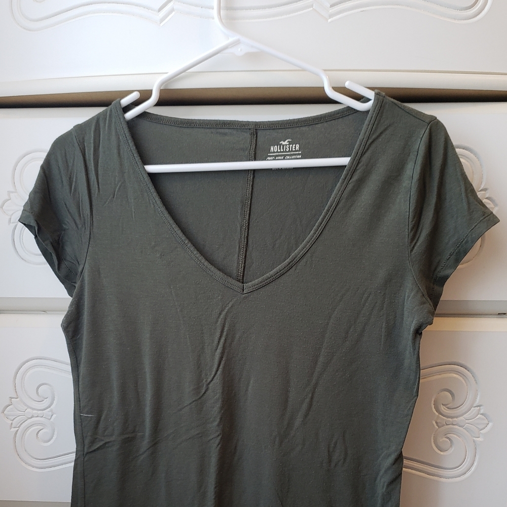 Olive green short sleeved tee